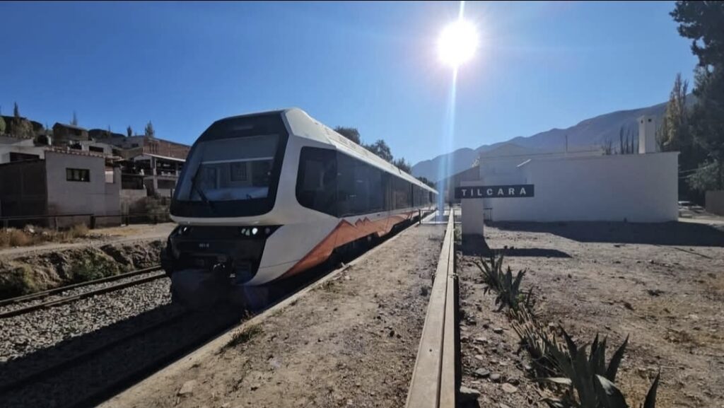 EXCURSIONES EN SALTA TREN SOLAR